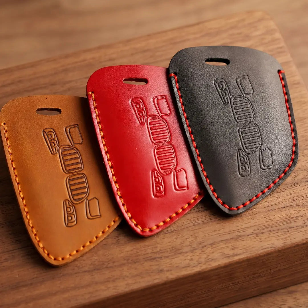 BMW Hand-Crafted Leather Key Fob Cover – Wide-Slot Blade Back Sides